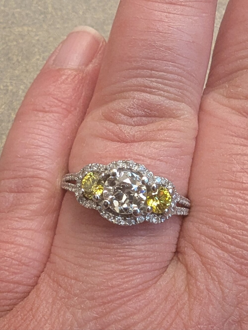 Gorgeous Three Stone Ring White Gold And Genuine Diamonds